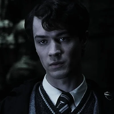 Tom M Riddle